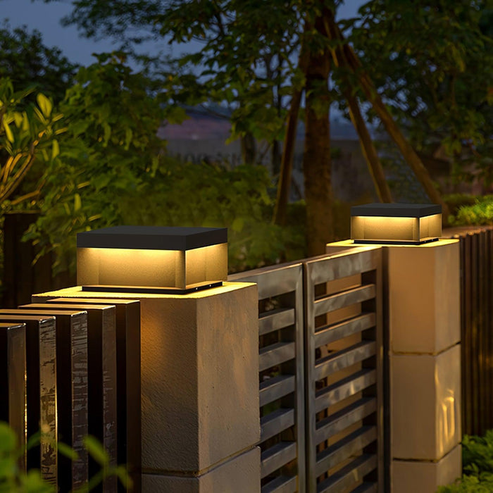 Solar Garden Lamp - SolarLume