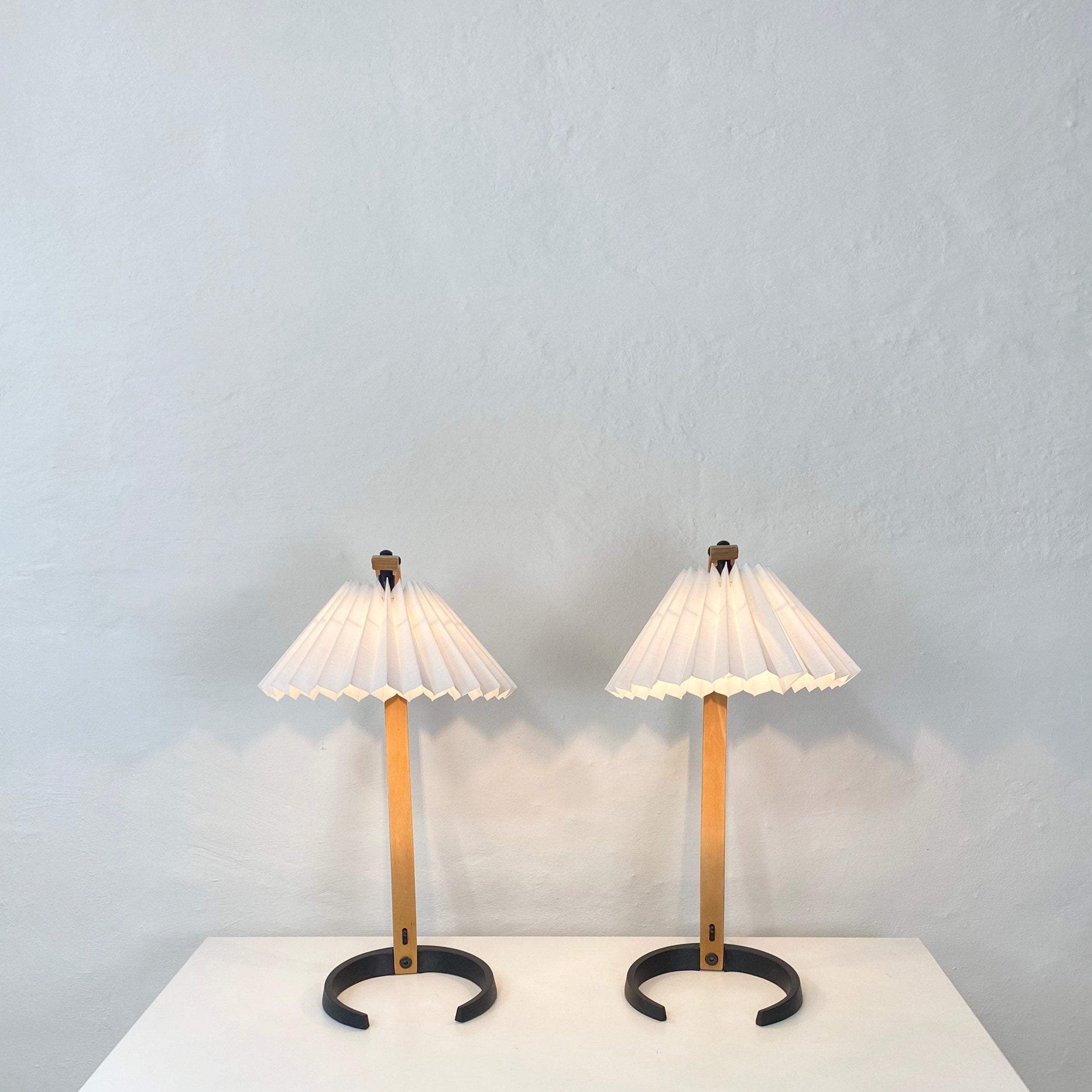 Refined Indoor Table Lamp for Cozy Ambiance - IndoTable