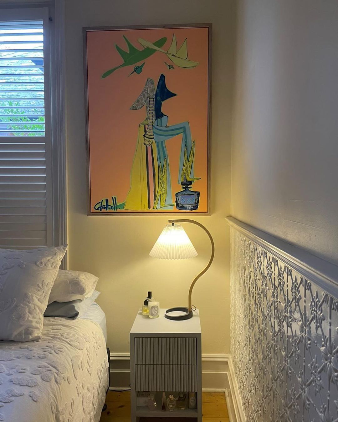 Refined Indoor Table Lamp for Cozy Ambiance - IndoTable