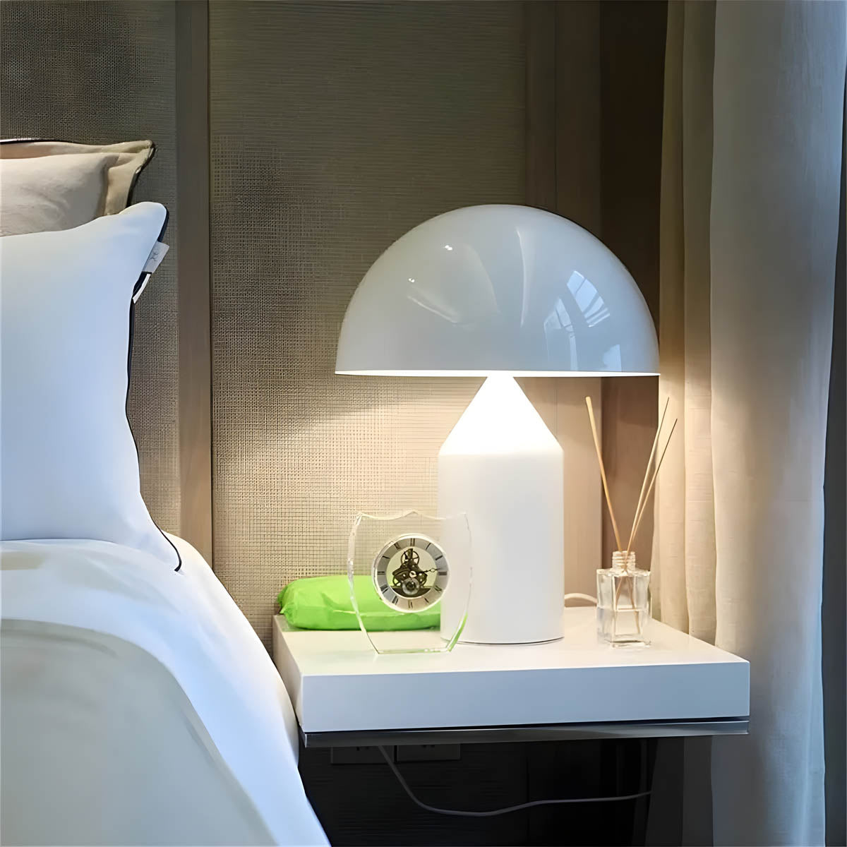 Sleek Pendant Light with Radiant Charm - PendantGlow
