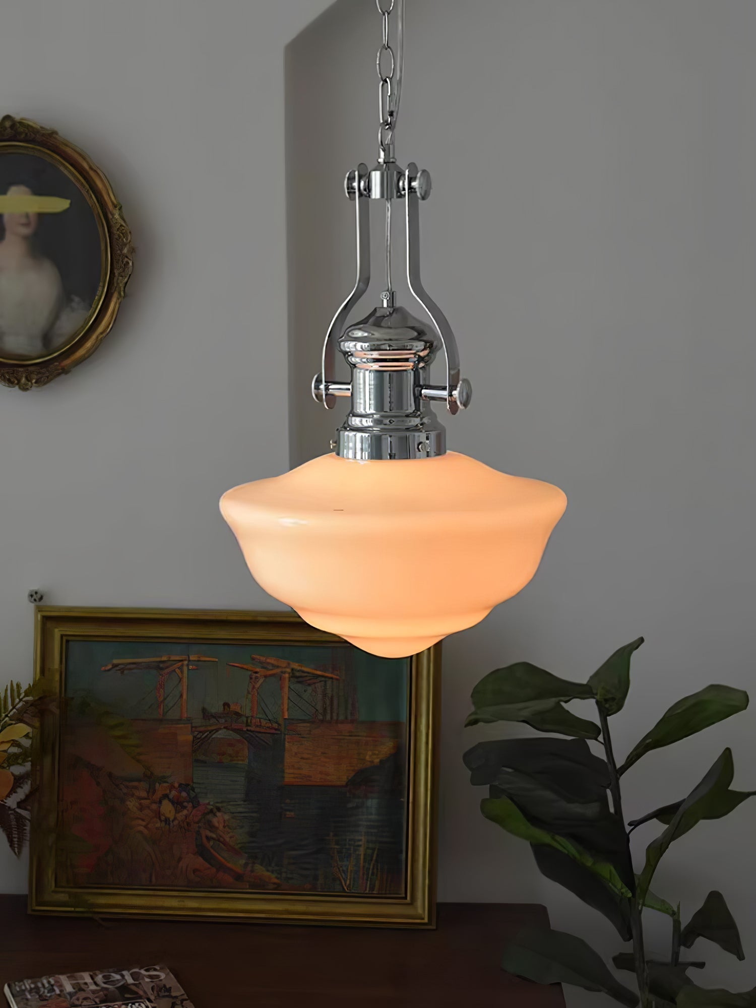 Classic Pendant Lamp for Timeless Elegance - TimeDrop