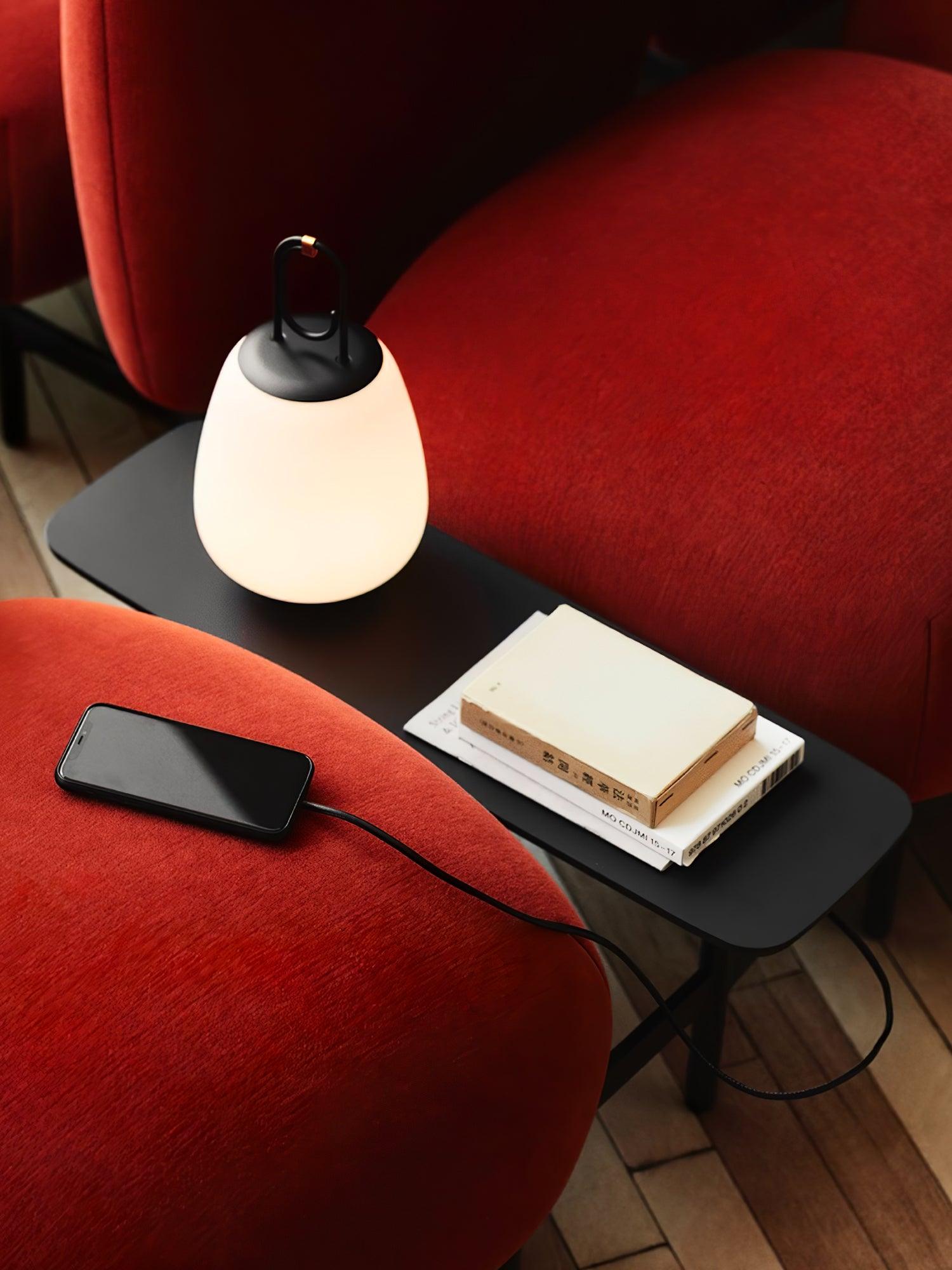 Stylish LED Lantern with Rechargeable Battery for Cozy Indoor & Outdoor Ambiance - LanternTable