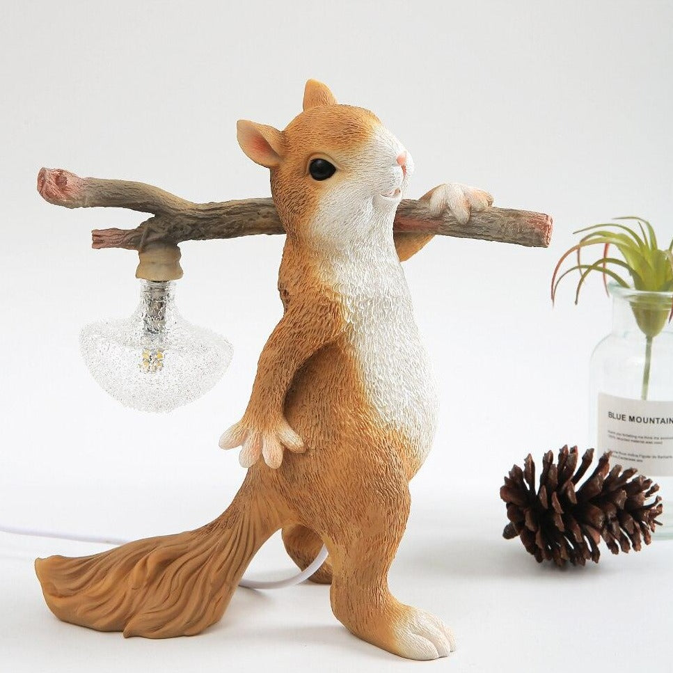 Adorable Squirrel Night Light for a Cozy Ambiance - NightTable