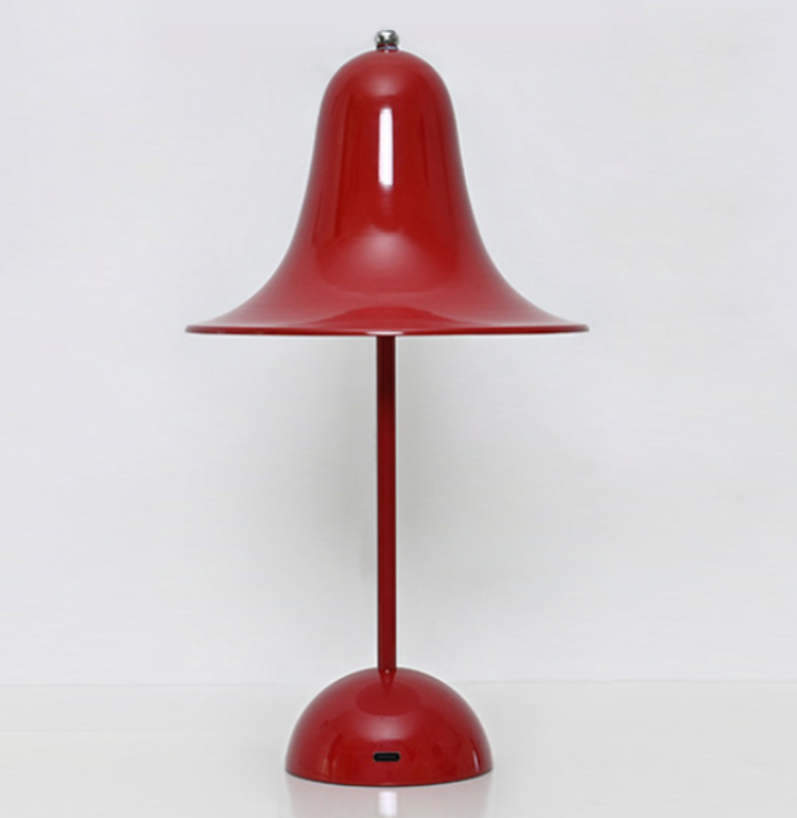Stylish Wireless Table Lamp for an Elegant Ambiance - WireTable