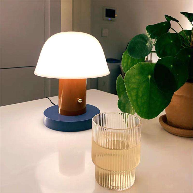 Modern Mushroom Lamp for a Warm, Ambient Glow - MushTable