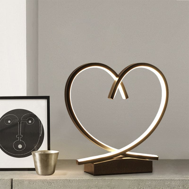 Charming Wooden Bedside Lamp with Heart Design - HeartTable