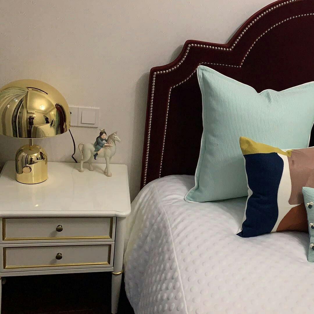 Modern Bell-Shaped Table Lamp for a Soft, Elegant Glow - BellTable
