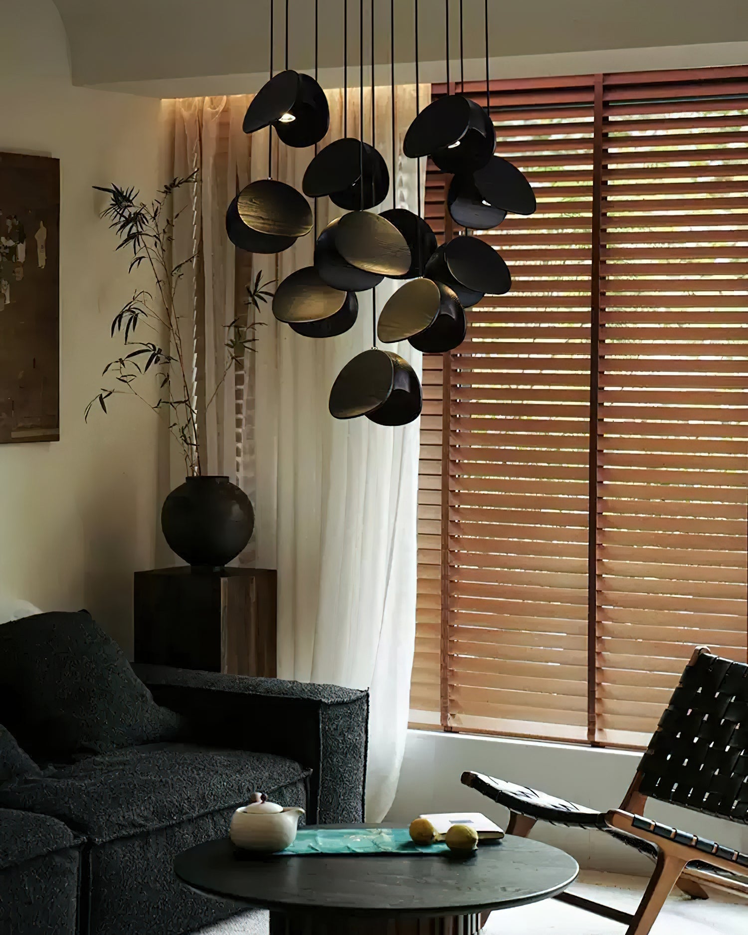Elegant Modern Ceiling Lamp for a Chic Interior - ChicCeil