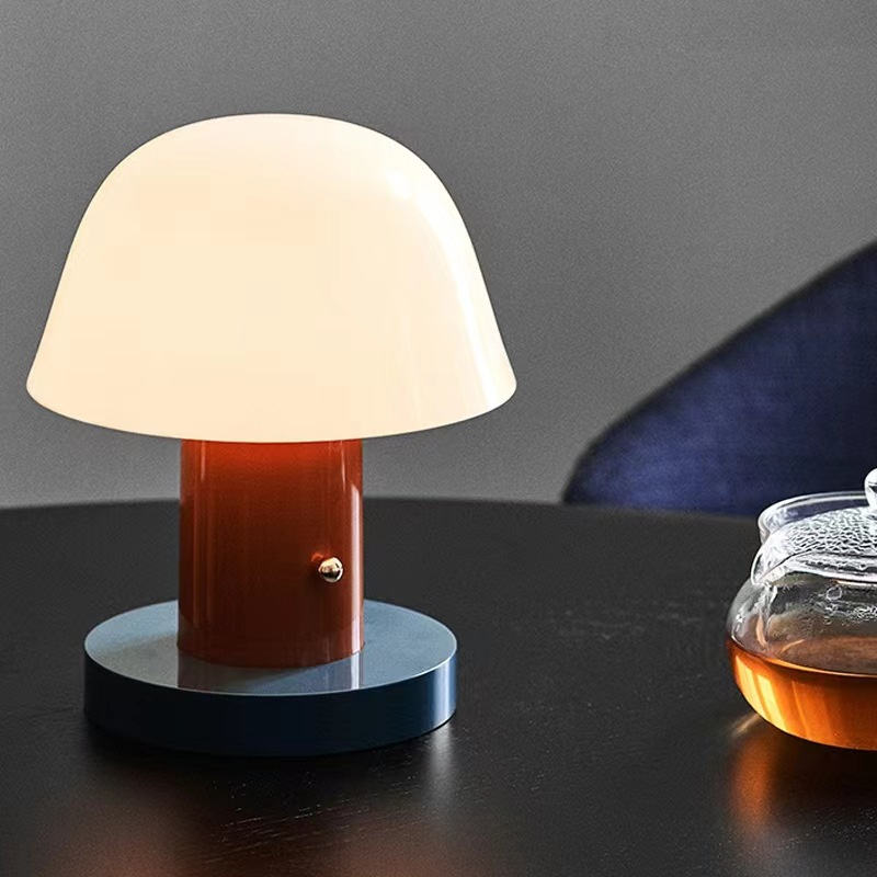 Modern Mushroom Lamp for a Warm, Ambient Glow - MushTable