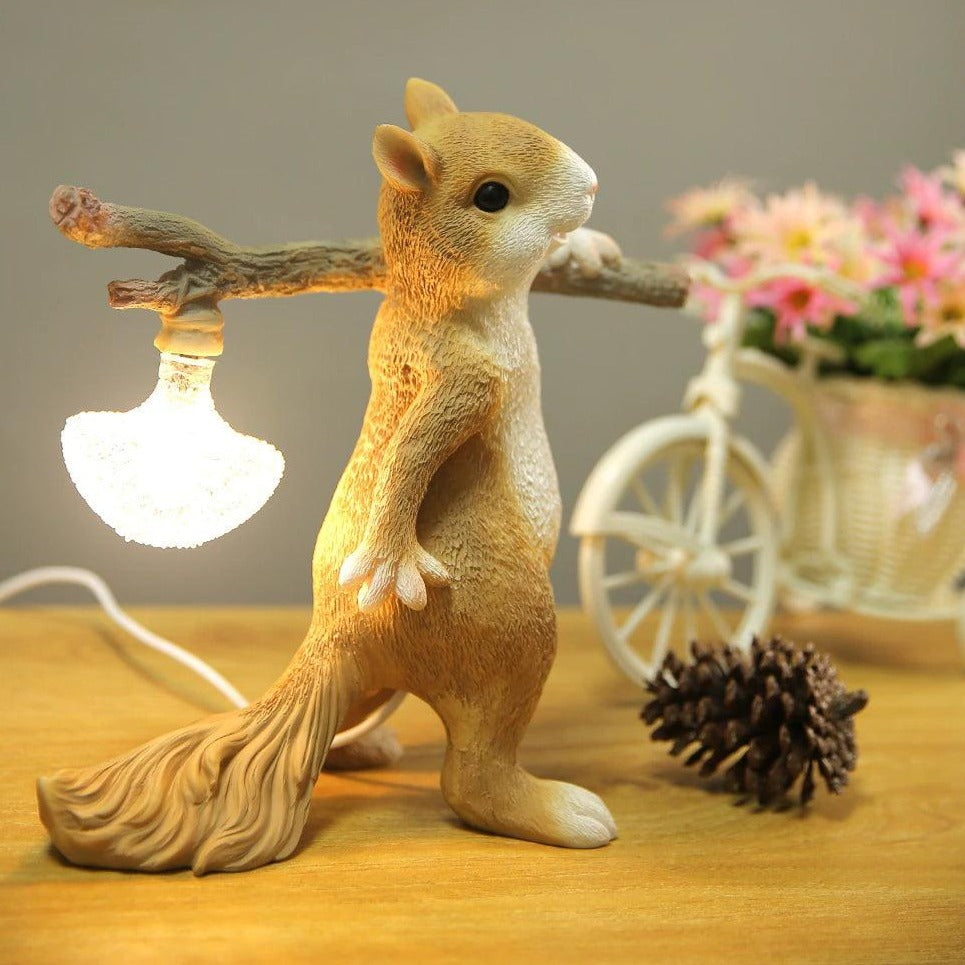 Adorable Squirrel Night Light for a Cozy Ambiance - NightTable