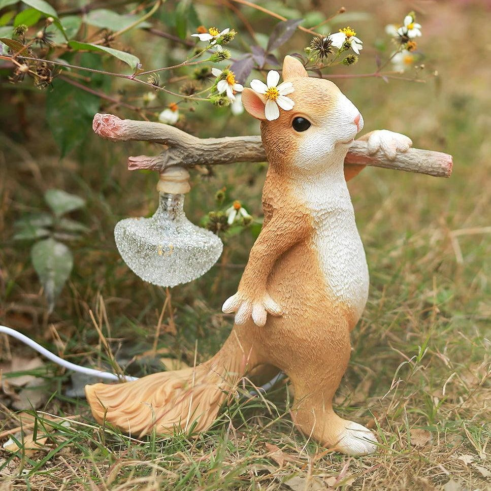 Adorable Squirrel Night Light for a Cozy Ambiance - NightTable