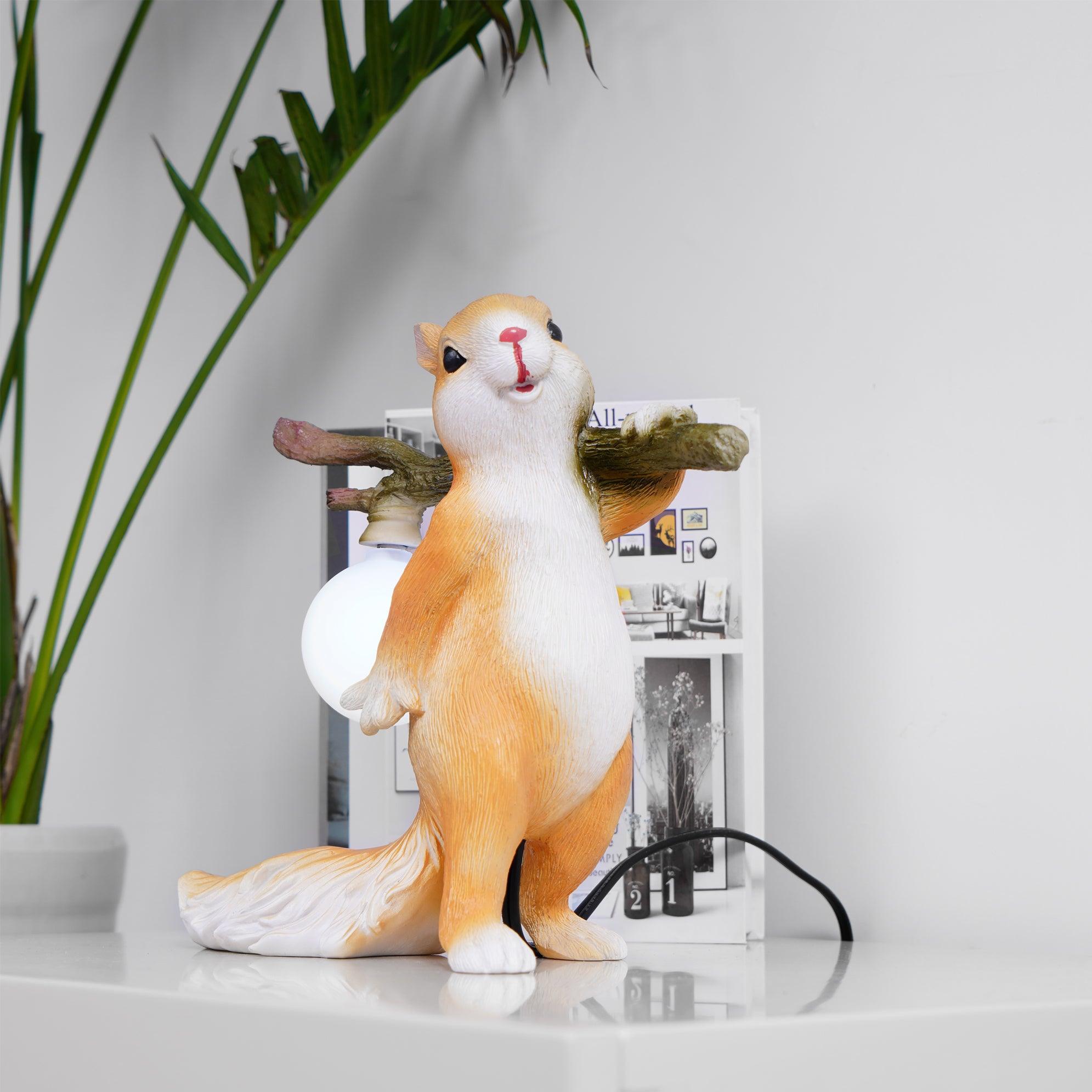 Adorable Squirrel Night Light for a Cozy Ambiance - NightTable